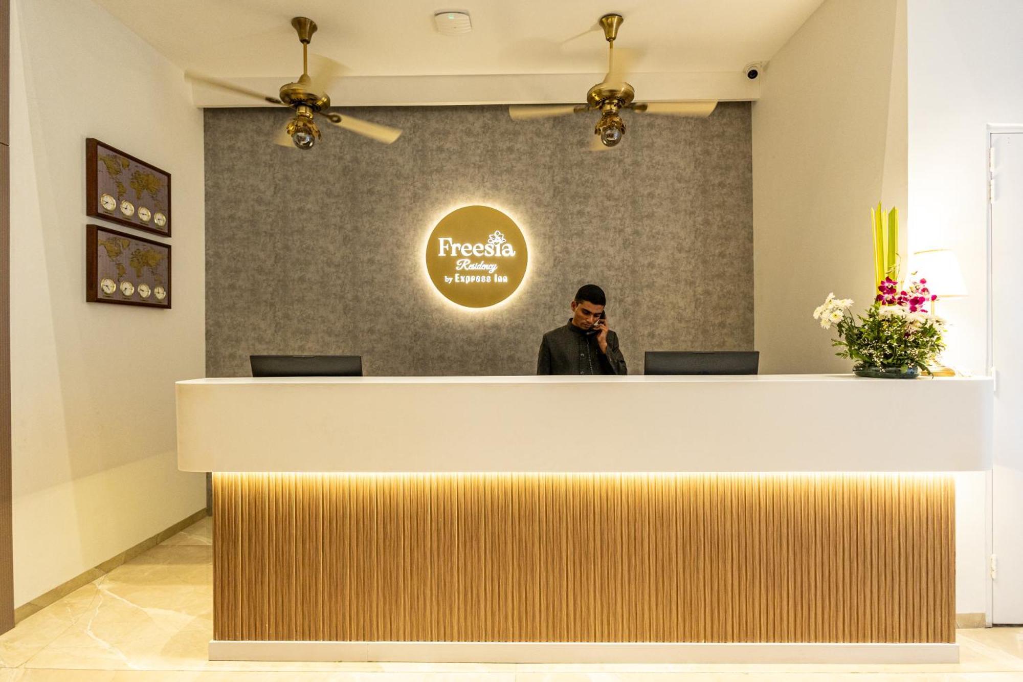 Freesia Residency By Express Inn - Navi Mumbai Exterior foto